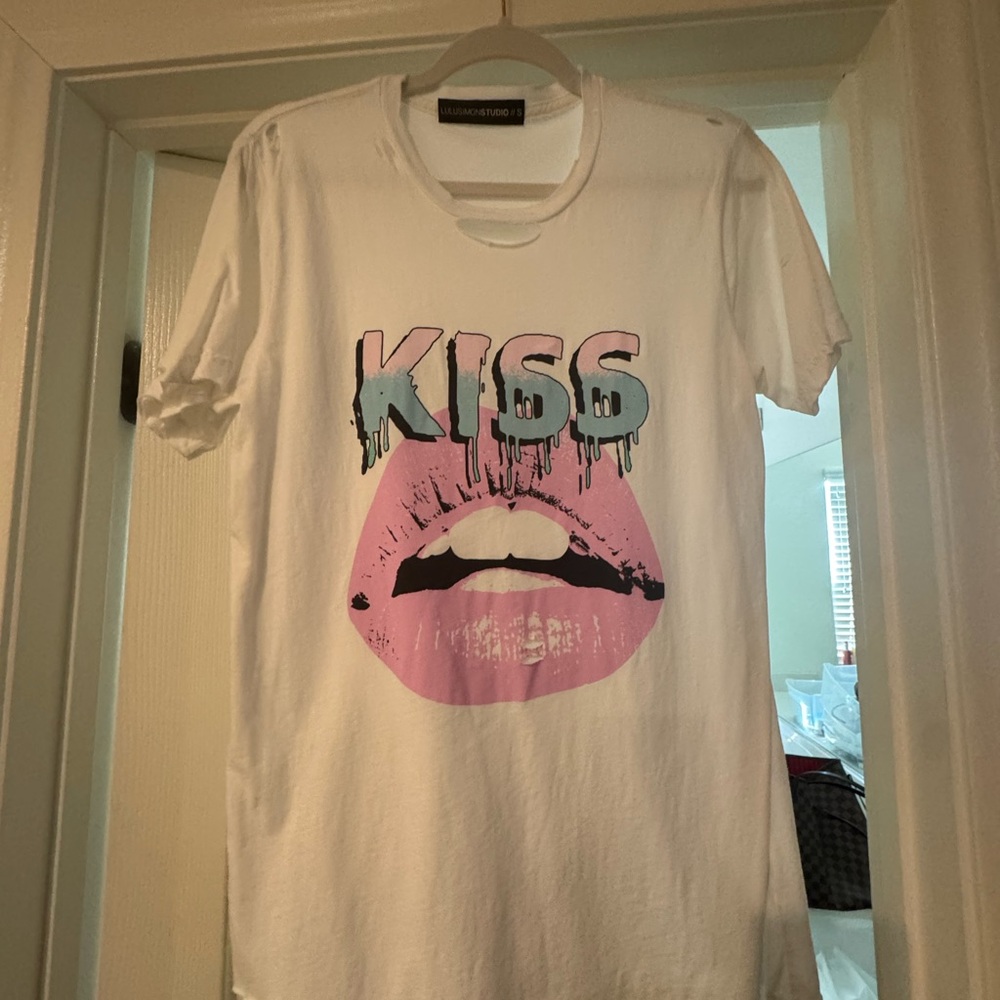 Vici White Graphic Tee with Pink and Blue Design